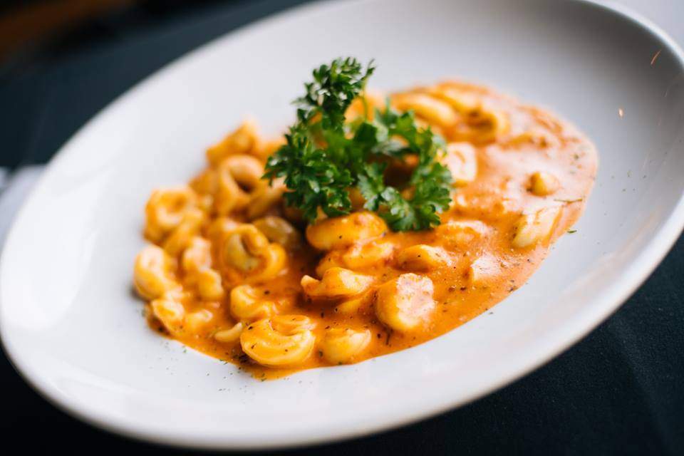 Tortellini sauce rosée et poulet grillé